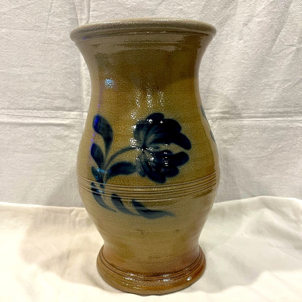 Vintage Rowe Pottery Historical Collection 10 3/4" Vase Stamped And Signed